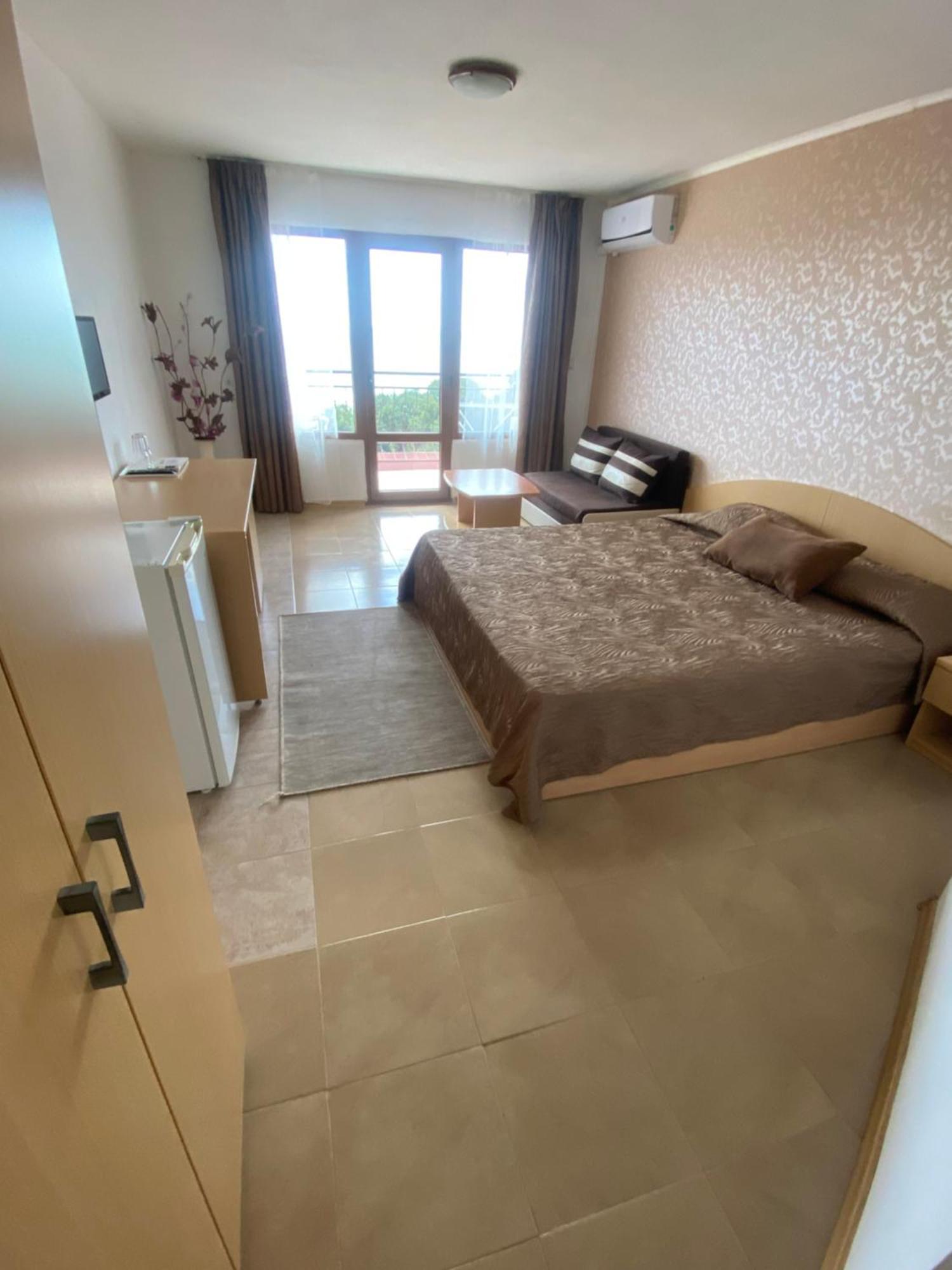 גולדן סנדס Family Hotel Rai-Only Adults מראה חיצוני תמונה